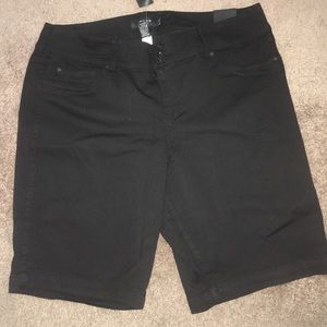 Torrid Black Bermuda Jeggings